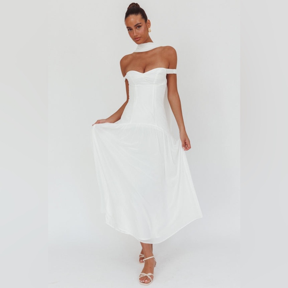 NWT ANGEL BIBA Kaycee Drop Waist Maxi Dress in White
